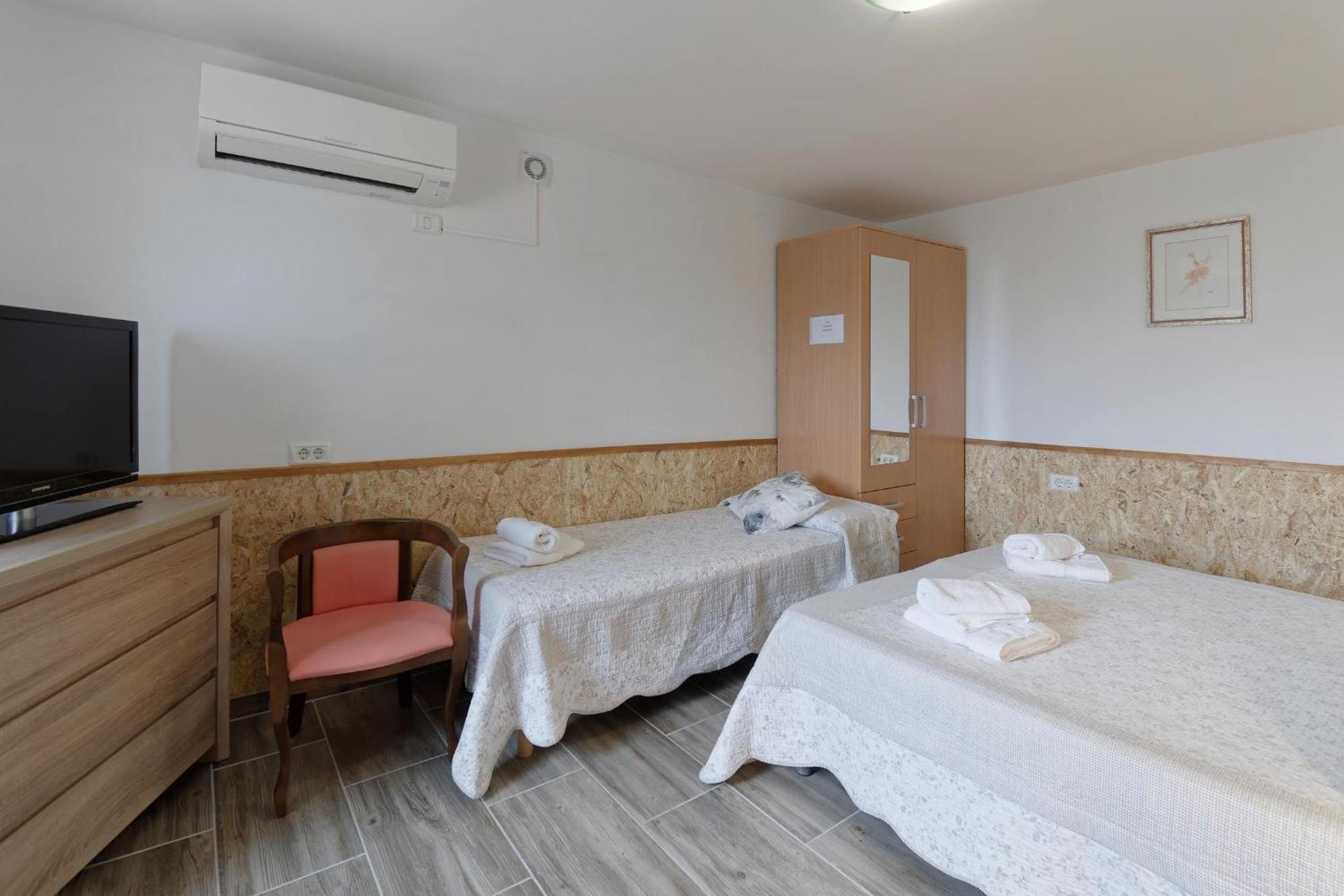 Apartments Smile By Rent Istria Grožnjan Exterior foto